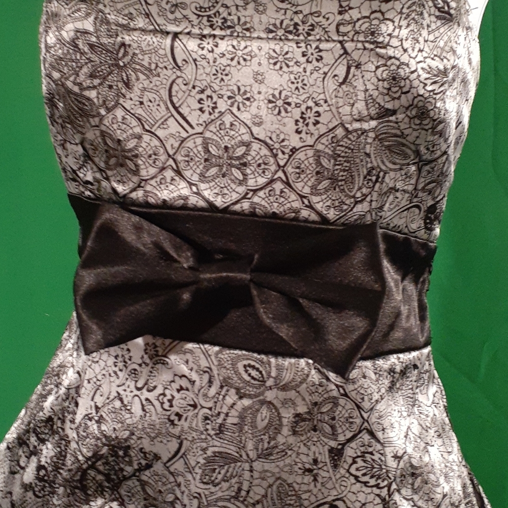 Ruby Rox Sz 11 Silver/Black Strapless Tiered Dress - image 2